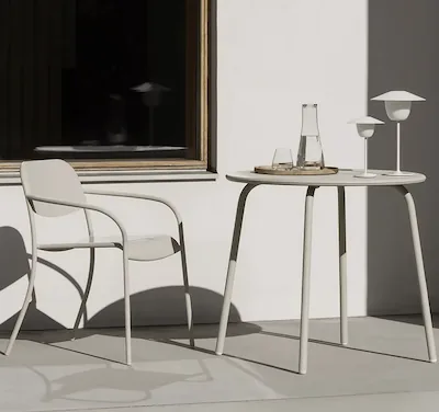 Outdoor Round Bistro Table
